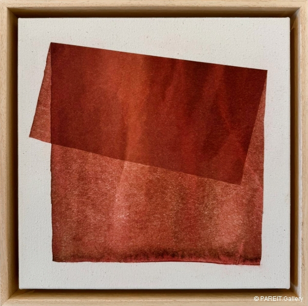 VANHULLEBUSCH Catherine - Twisted Red